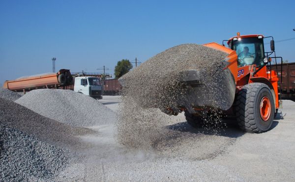 Песок, гравий, асфальтогранулят, щебень